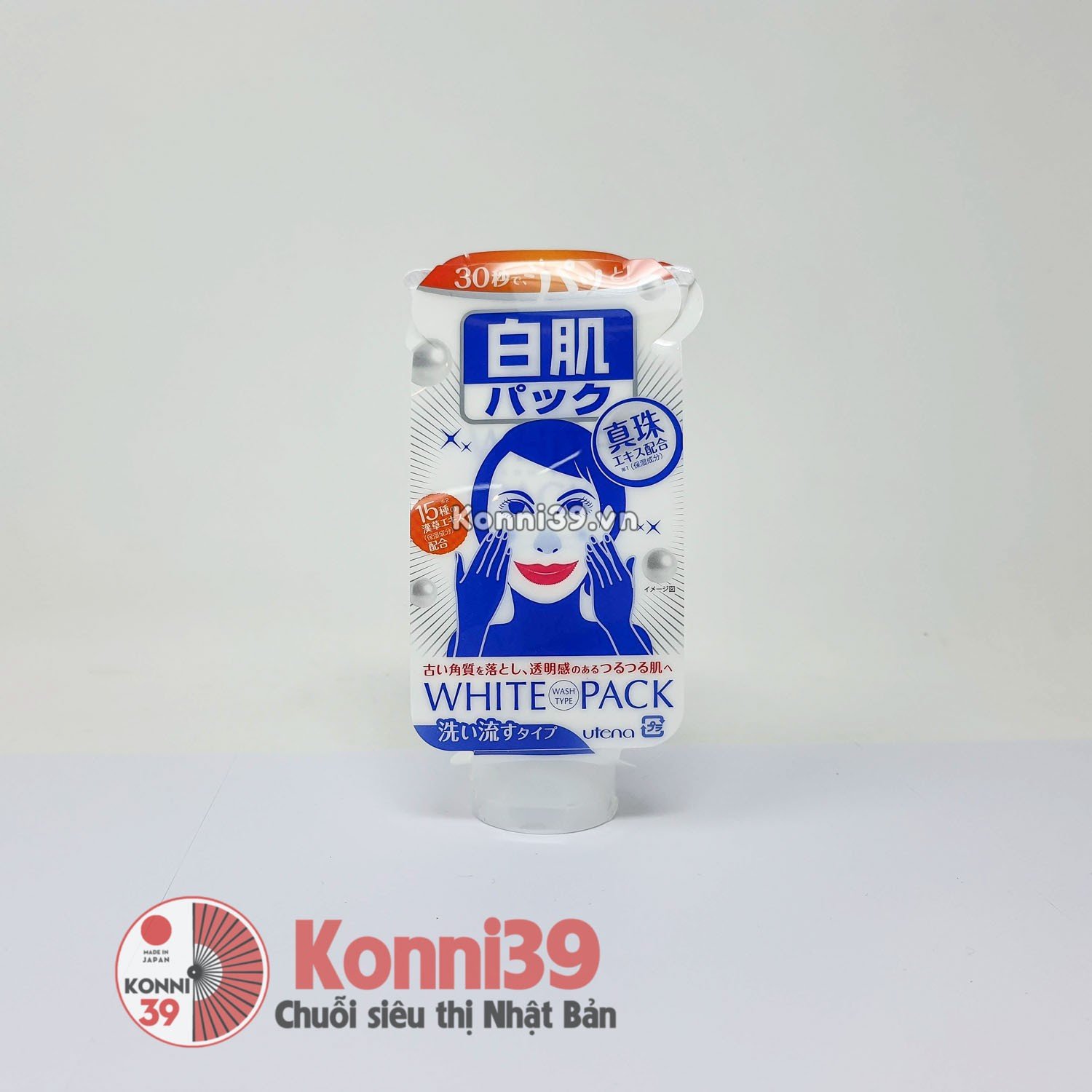 Mặt nạ Utena White Pack trắng da chiết xuất cam thảo  140g